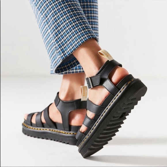 🆕 Dr. Martens Women's Vegan Leather Blaire Sandal Black - Picture 16 of 16